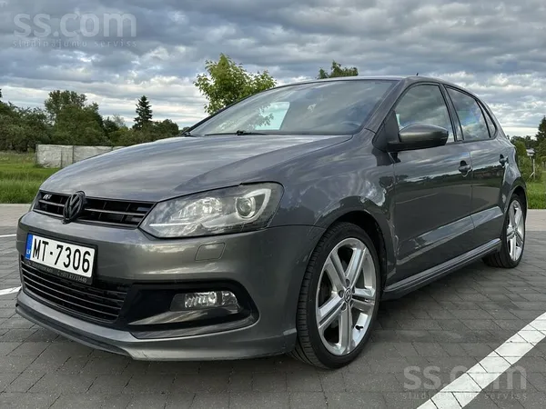 Volkswagen Pārdodu Volkswagen Polo R-Line 1.6 Tdi, 77 kW, ar 