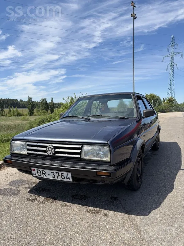Volkswagen Pārdodu mk2 jettu, 1.6 karburators, rūc kā nākas. 