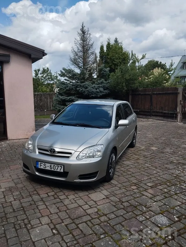 Toyota Pārdodu Toyota Corolla 1.4 D4D