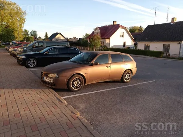 Sveiki Pārdod iesāktu projektu Alfa Romeo sportwagon Turbo didzeli ar sportu interkuleri 1.9 litr motors jauda 110KW .Sporta ...