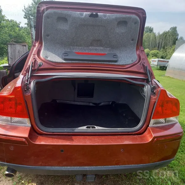 Volvo Pārdodu Volvo S60, labā tehniskā un vizuālā stāvok
