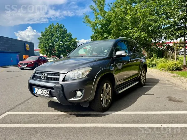 Toyota Pārdod Toyota Rav4 dīzeli, automātu, auto ar bagāt