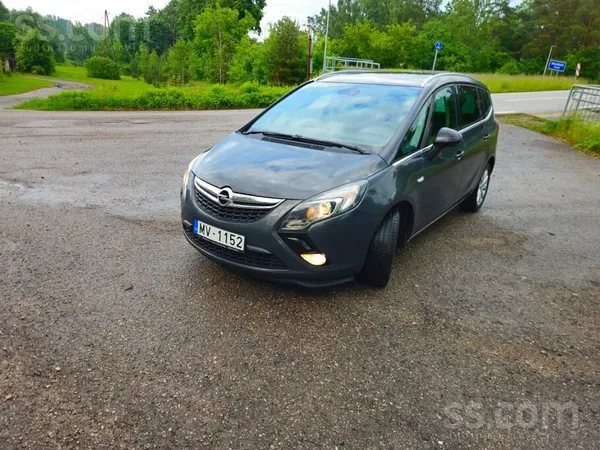 Opel Pārdod ģimenes auto labā tehniskā un vizuālā stāvo