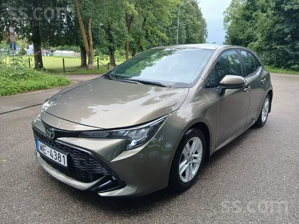 Toyota Toyota Corolla 1, 2i 85kw teicamā tehniskā un vizu