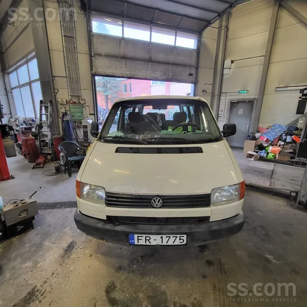 Volkswagen Pārdodas busiņš, ejošs tik nepiecišams pielikt rok