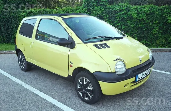 Renault Pārdodu pirmās paaudzes Renault Twingo īpašajā "Li
