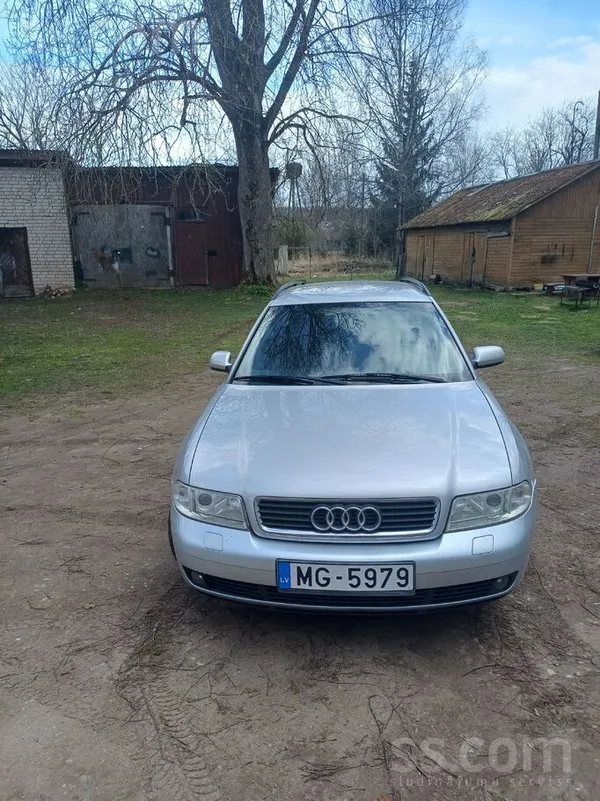 Audi Tiko izieta skate, mašīna nau sarūsējusi, kārba st