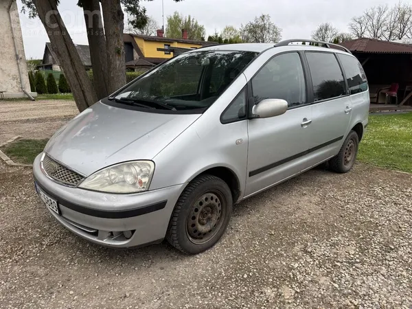 Ford Pārdod Ford galaxy. 