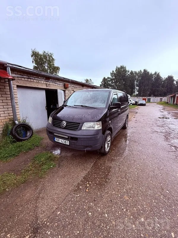 Volkswagen Pārdodu Transporter t5. 10k atpakaļ mainīta zobsik