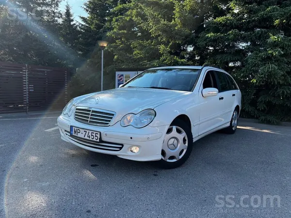 Mercedes Pārdodu Mercedes C220 Cdi, turbo dīzeli, ar manuāl