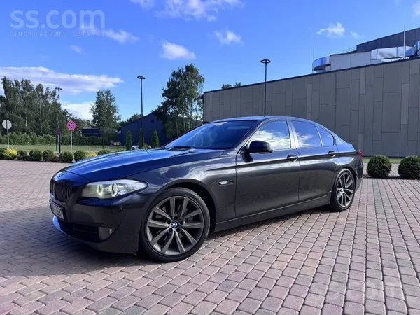 BMW 525