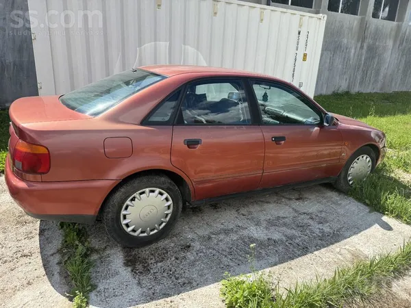 Audi Rezerves daļām par metāllūžņu cenu.