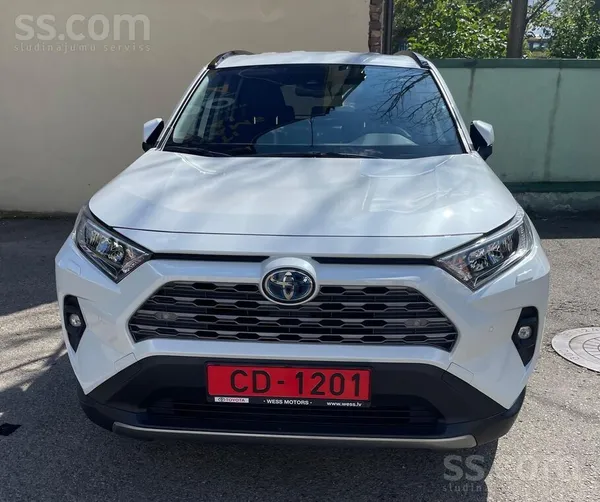 Toyota Toyota Rav4 Hybrid Luxury Plus 2023 nobraukums tik