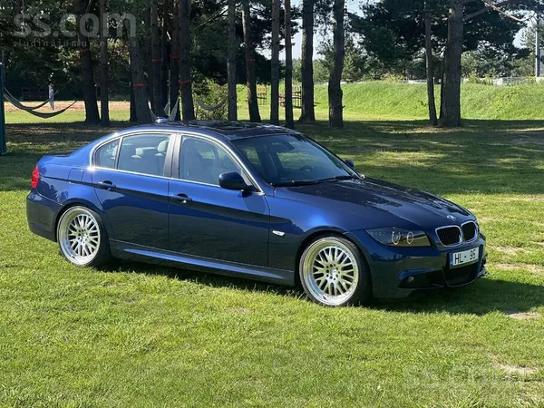 BMW Pārdod BMW 325i Facelift ar 3.0 benzīna dzinēju ar