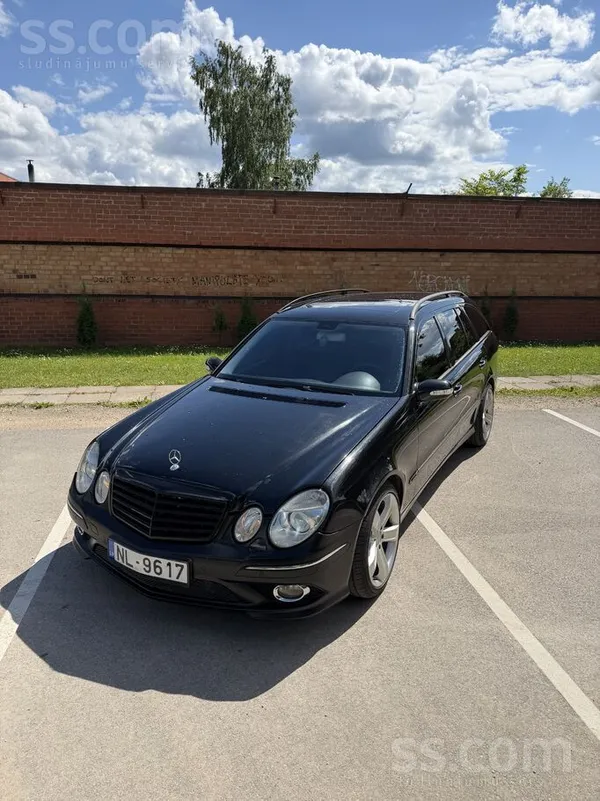 Mercedes Pārdodu Mercedes .