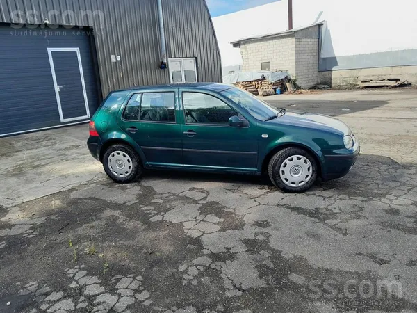 Volkswagen Pārdodas labs golfiņš 
