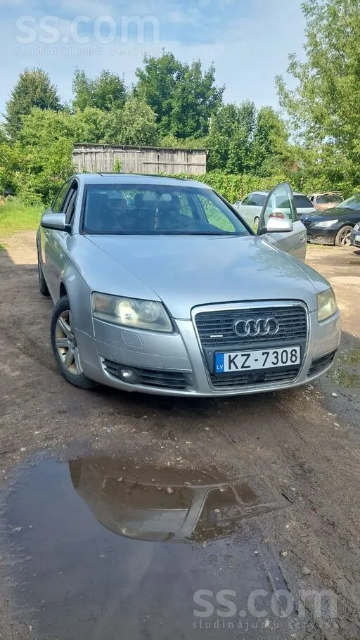 Audi Ir vizuāli defekti, jāmaina stikls, bez apskates. 