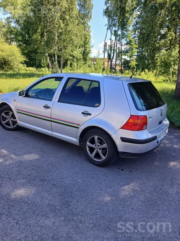 Volkswagen Pārdodu dinamisku un ekonomisku auto. ...