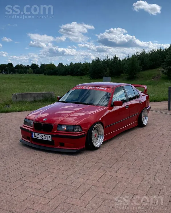 BMW Uzbūvēta 2019. gadā. 