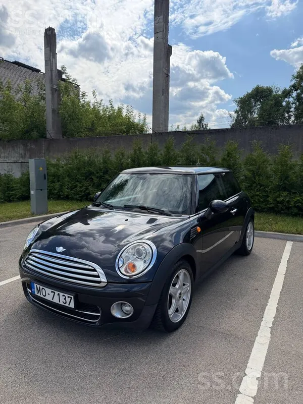 Mini Ищу новую владелицу для Mini Cooper, который умеет