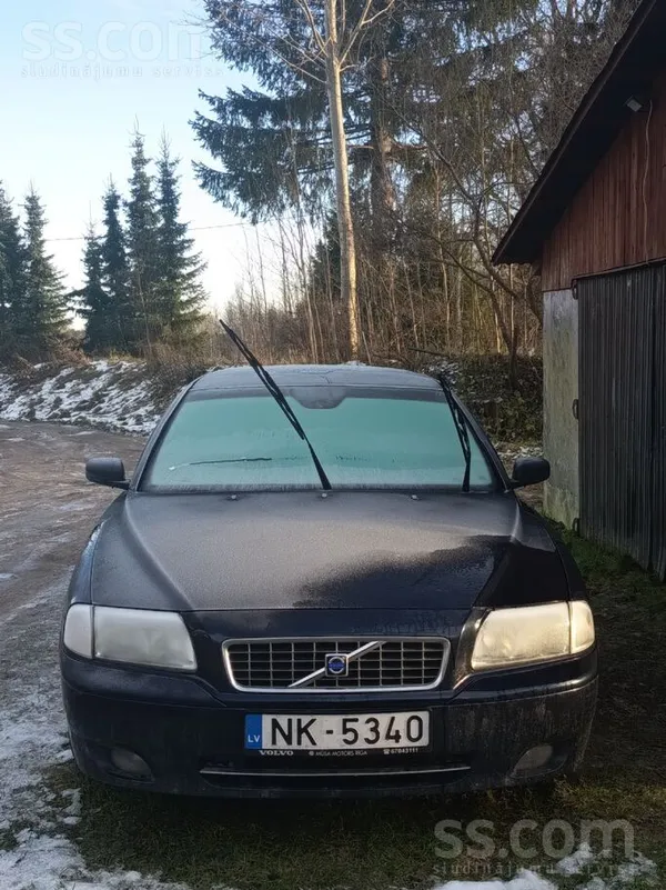 Volvo Pārdod Volvo S80, ir rūsa, bet netraucē braukšanai