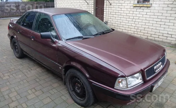 Audi Auto braukšanas kārtībā.