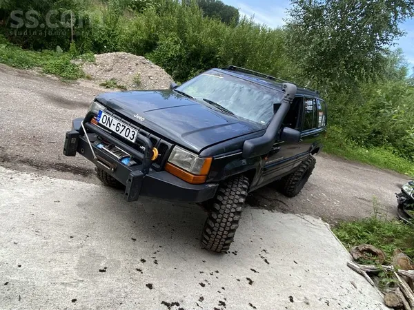 Jeep Pārdodu bezceļu aparātu. Pārdodu , jo nav vairs la