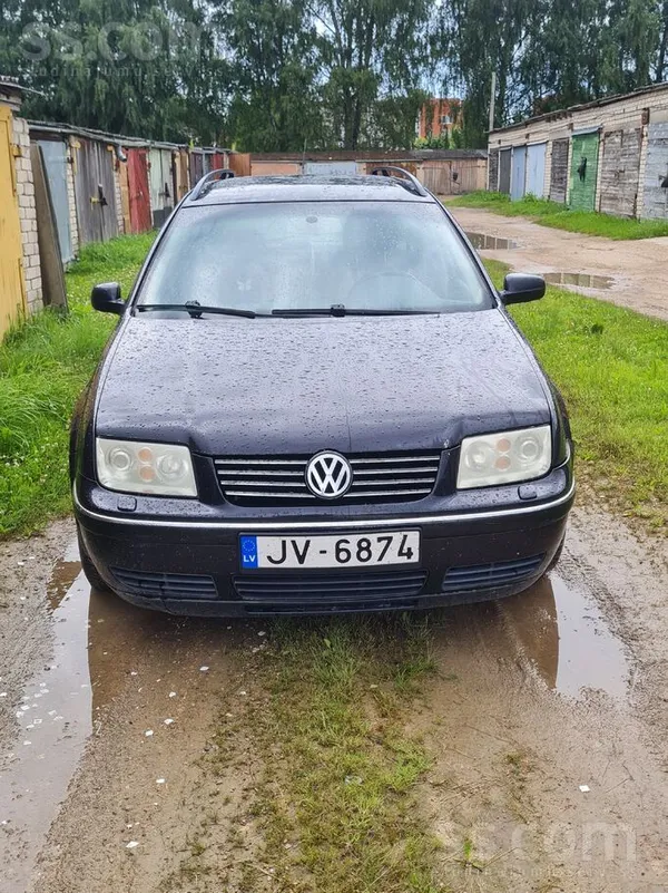 Volkswagen Apskate beidzās 17.07.26. Braucošā stāvoklī. Akūtā