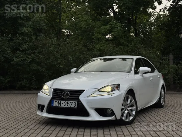 Lexus Rets eksemplārs. Lexus IS 250 Executive ar V6 benz