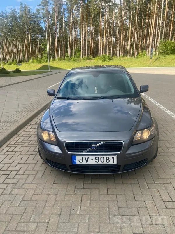 Volvo Pārdodu Volvo S40 2.0D, 2004. gads. 