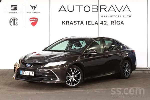 Toyota Piedāvājam Toyota Camry Hybrid Executive. 2.5 benz