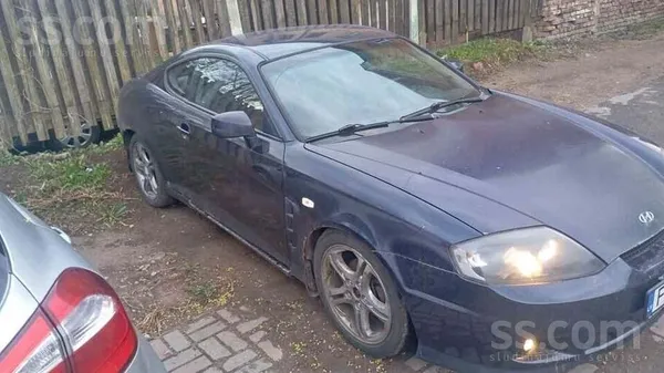 Hyundai Outo bez TA . jametina slieksni un bremzu trubinas