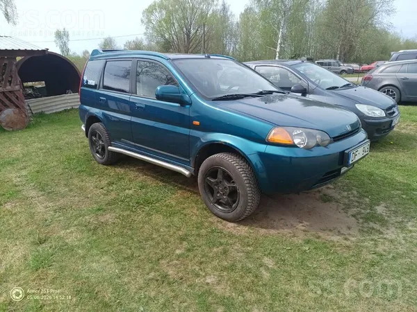Honda Pardodu labu hondiņu 1.6 vetec. 4x4. Protam ka ir 
