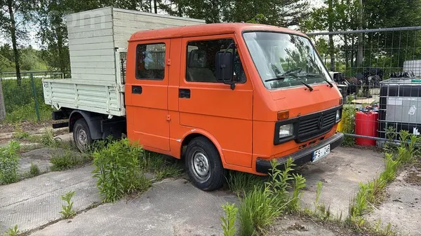 Volkswagen Pārdodu auto. Ir šur tur roka jāpieliek, bet brauc