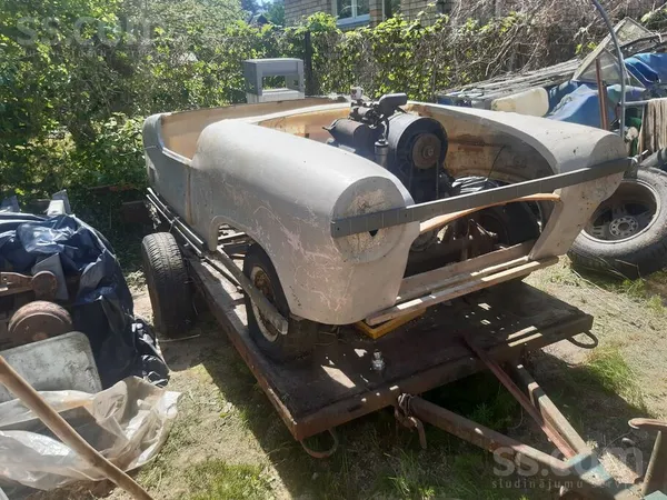 Ja nemaki ne skruvet ne metinat talak nelasi.
Paştaidits varisnts par temu