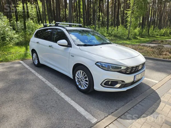 Fiat Pārdodu koptu un uzticamu automašīnu. Auto regulār