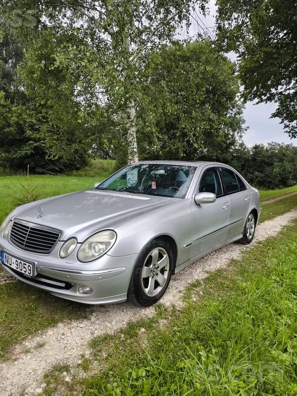 Mercedes Pārdodu ekonomisku un uzticamu automašīnu. Tehnisk