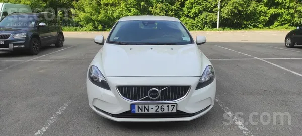 Volvo Машину продаю в связи с переездом. ...