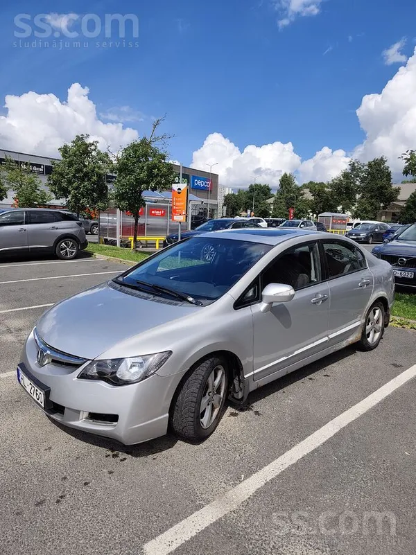 Honda Продаётся Honda Civic Sedan, 2007 год, надёжный ат