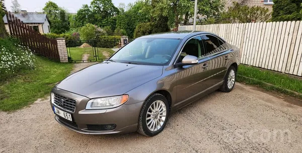 Volvo Nenobraucamais D5 motors, eļļu neēd, ekoloģija str
