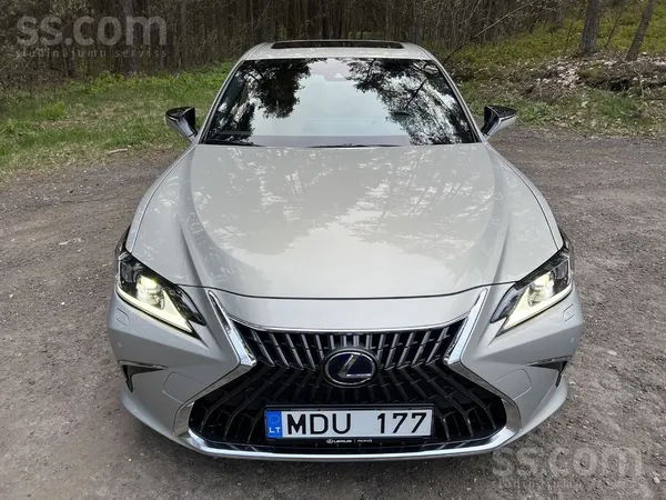 Lexus Pārdodu Lexus Es300H Limited edition 2021/12 (2022
