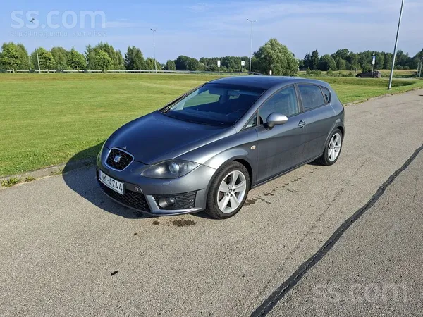Pārdodu sievas Seat Leon FR labā tehniskā stāvoklī ar ekonomisku un uzticamu