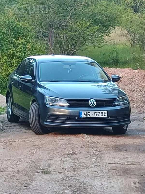 Volkswagen Tehniski labā stāvoklī, vizuāli ir kaujas rētas