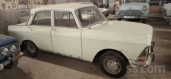 Moskvich Moskvic 408 1975 gada ražojums. 
