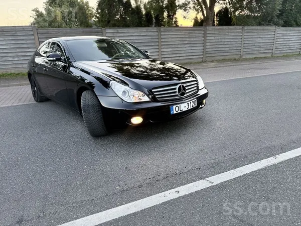 Mercedes Pārdodu Mercedes Cls teicamā tehniskā un vizuālā s