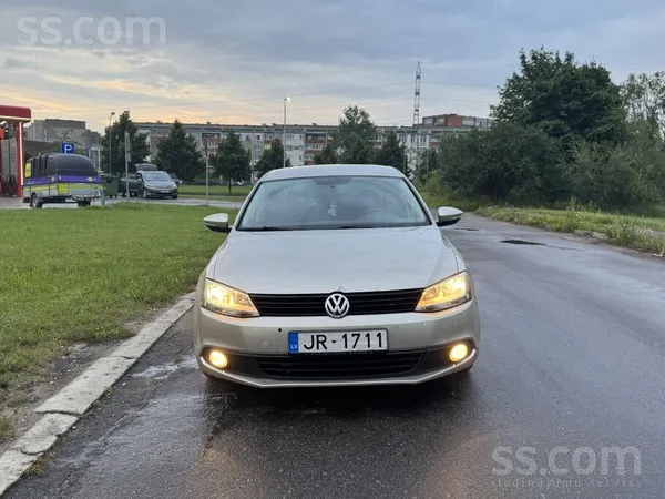 Volkswagen 2014. gada Volkswagen Jetta 1.6 Tdi