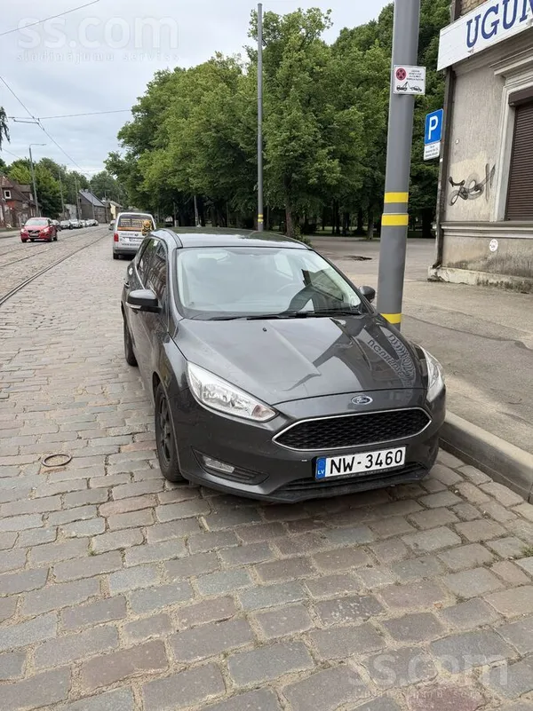 Ford Par cenu lūgums nediskutēt. 
