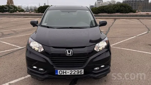 Pārdodu Honda Hr-V 1.8 Awd pilnpiedziņa
Šī Honda Hr-V ir aprīkota ar uztica
