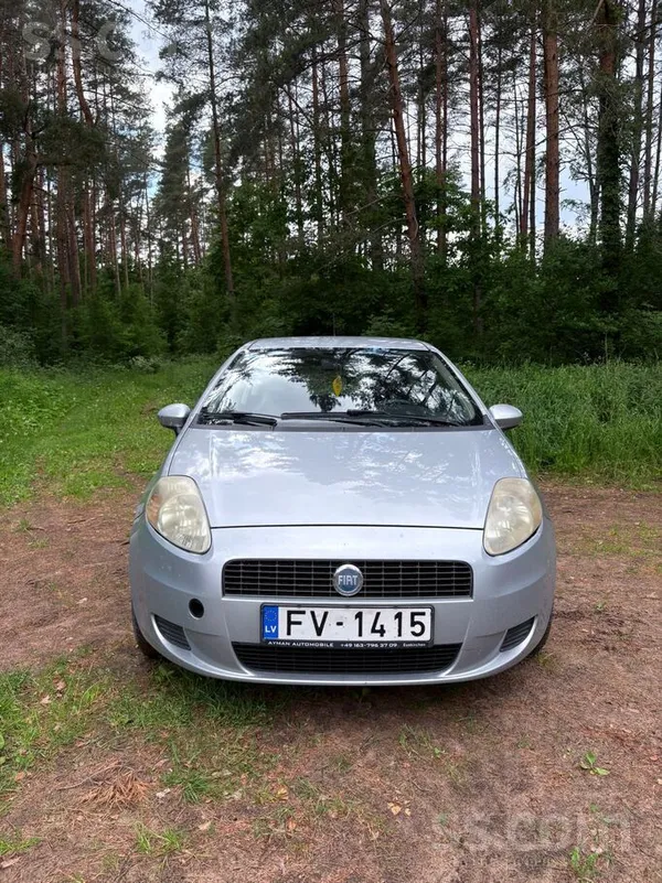 Pārdodu auto, labs braucamais, bet ir pienācis laiks nomainīt uz ko labāku. 
Ir neliela rūsa, tehniski viss ir labā stāvoklī ...