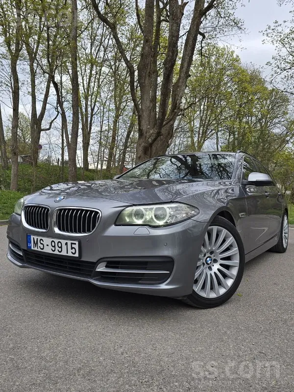BMW Pārdodu 2016. gada BMW 518D. 110kW, vidējais degvi